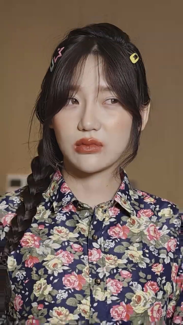 闪婚后被豪门大叔宠上瘾第42集